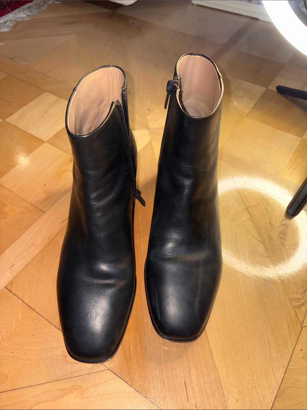 Via Spiga Black Leather Square-Toe Ankle Booties